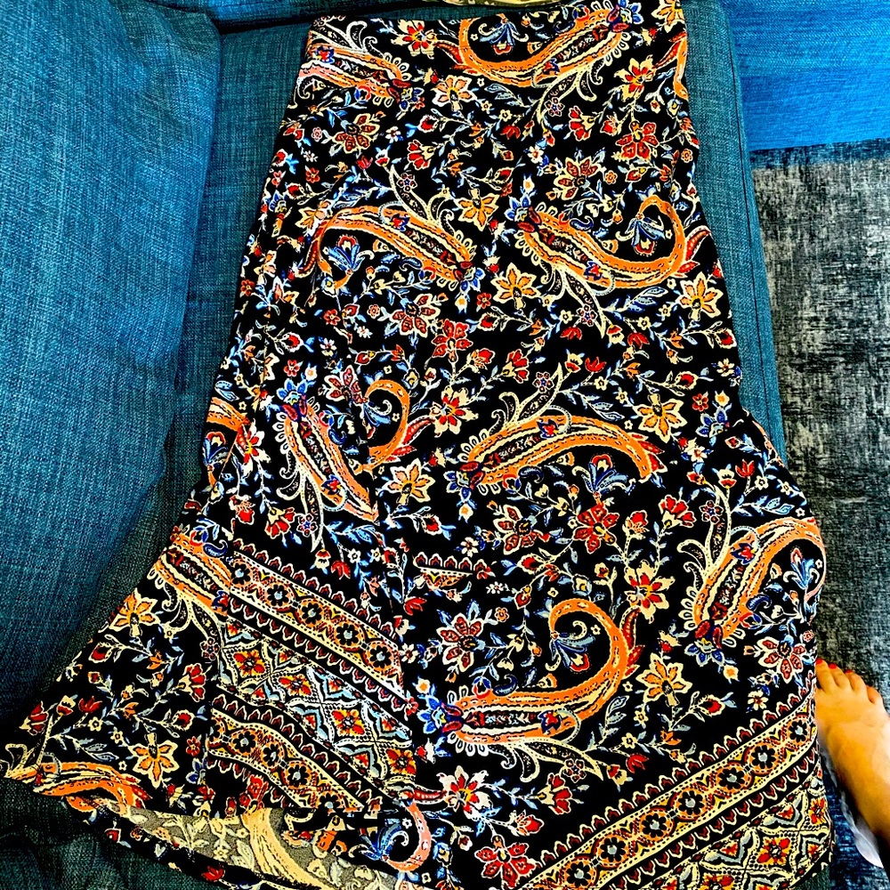 Great skirt for a petite woman